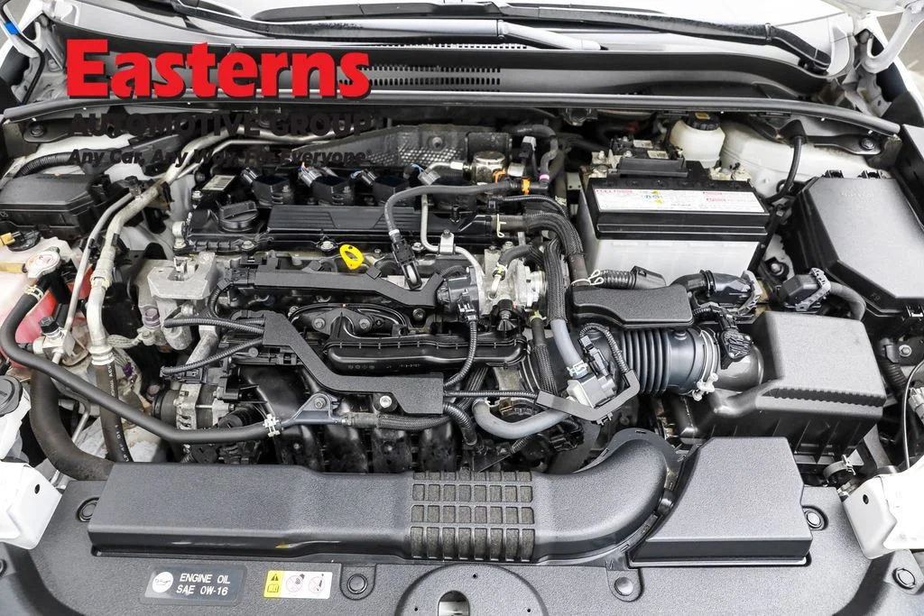 Used 2022 White Toyota SE image 7
