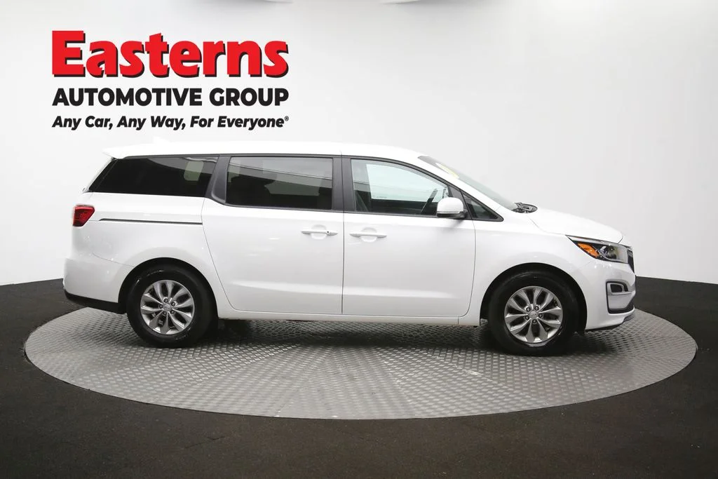 Used 2020 White Kia LX image 45