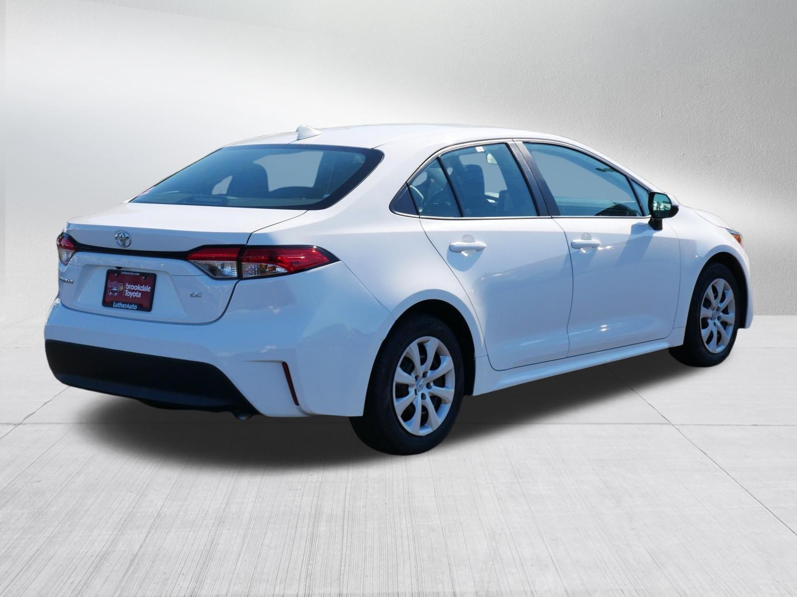 Certified Used 2024 Ice Cap Toyota LE image 7