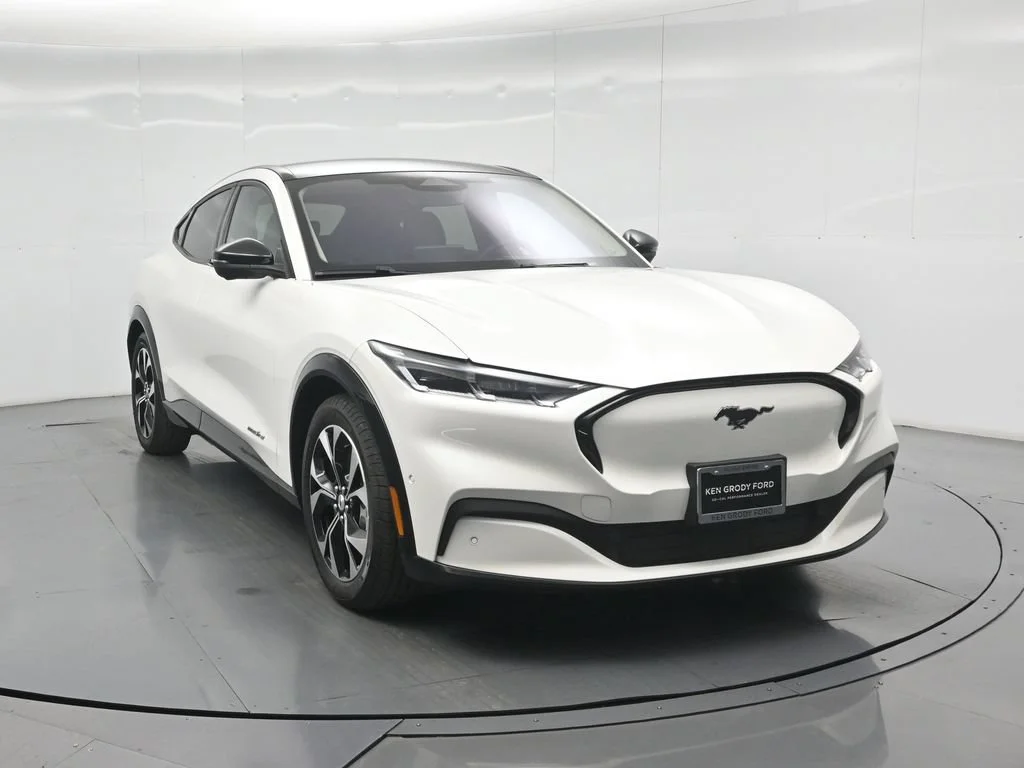 Certified Used 2023 White Ford Premium image 22