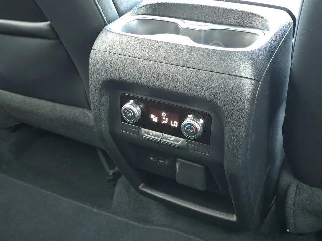 Used 2024 White GMC Elevation image 19