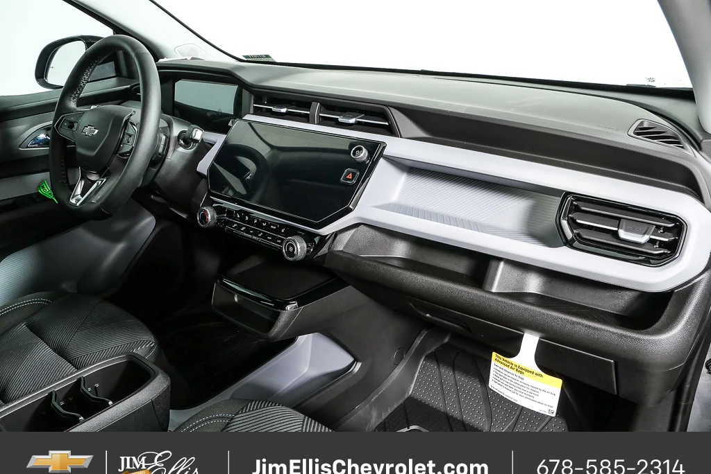 2027 Chevrolet Bolt LT - Photo 22