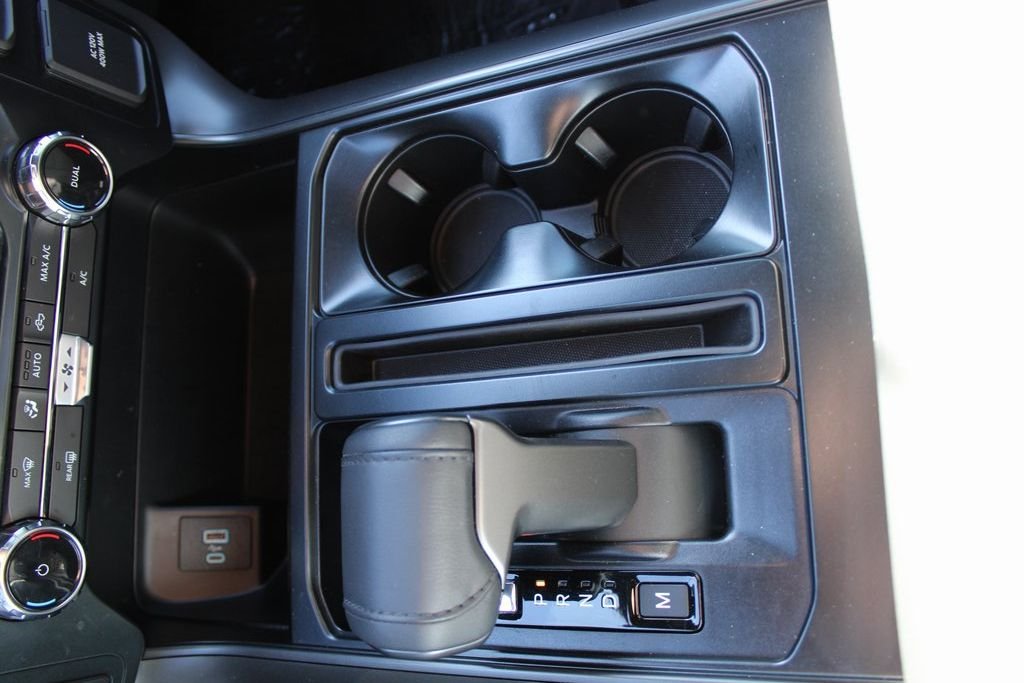 Used 2024  Ford XLT image 24