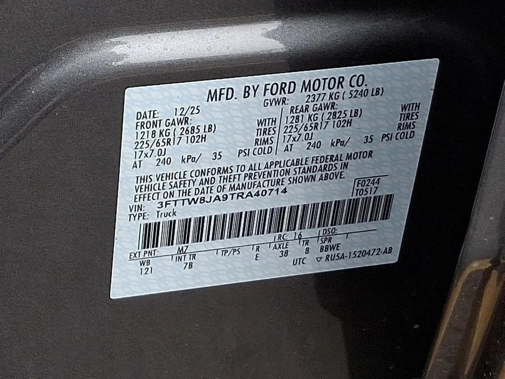 New 2026 Carbonized Gray Metallic Ford XLT image 12