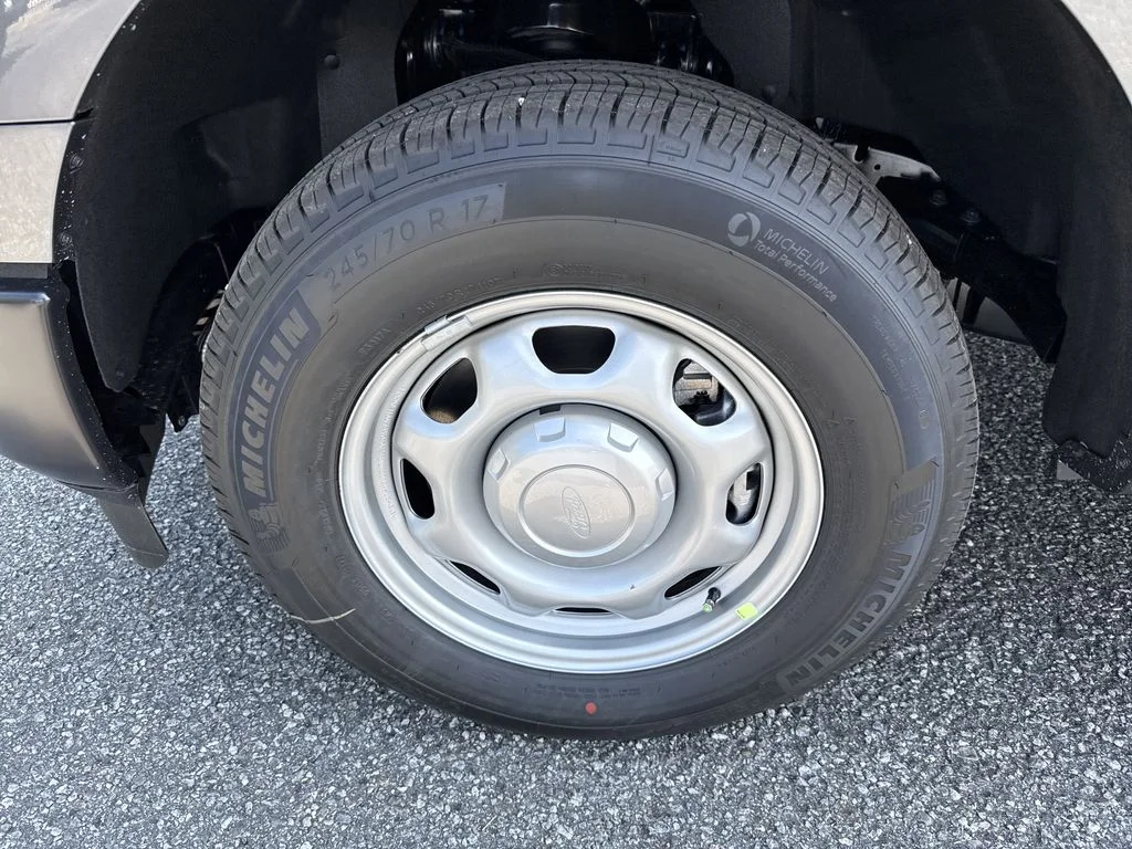 New 2026 Gray Ford XL image 11