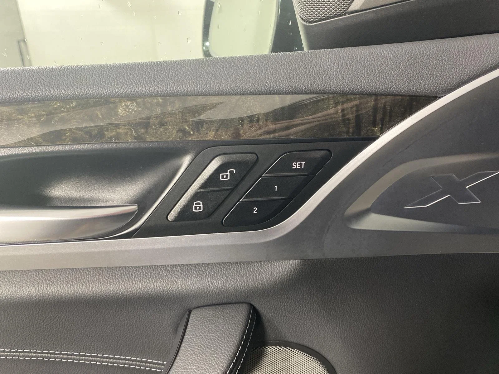Used 2020 Dark Graphite Metallic BMW M40i image 20