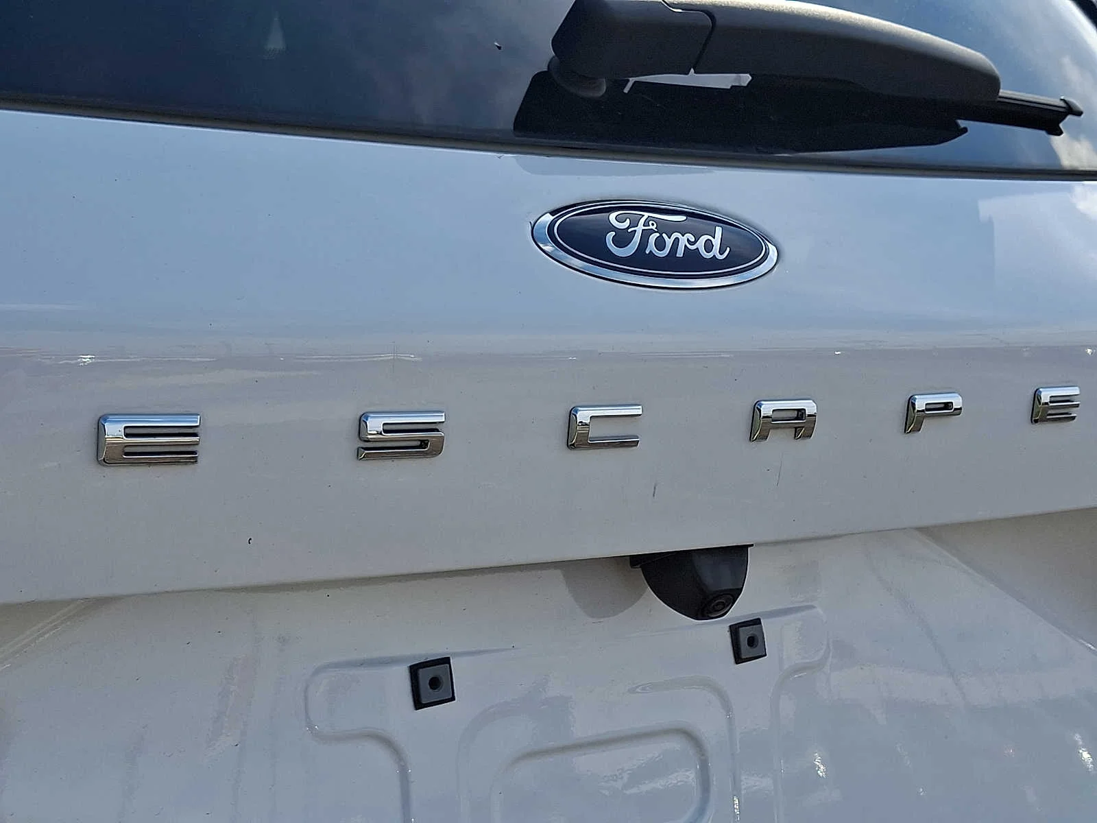 Used 2023 White Ford Active image 30