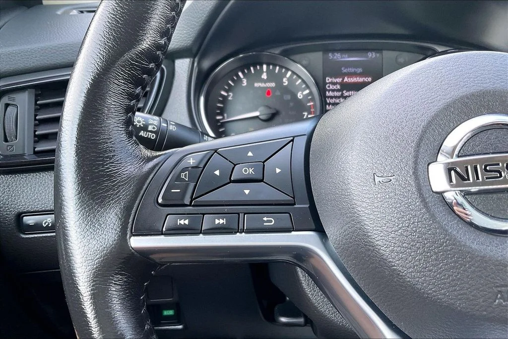 Used 2017 Red Nissan SV image 18