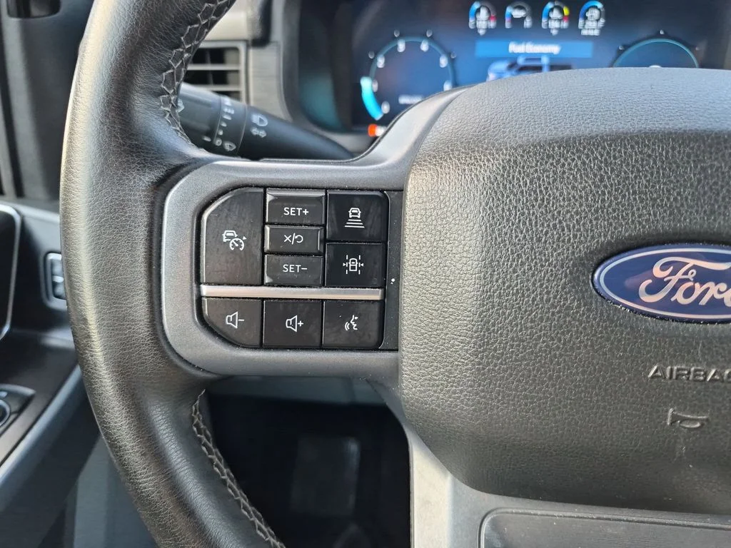 Used 2024 Black Metallic Ford XLT image 28