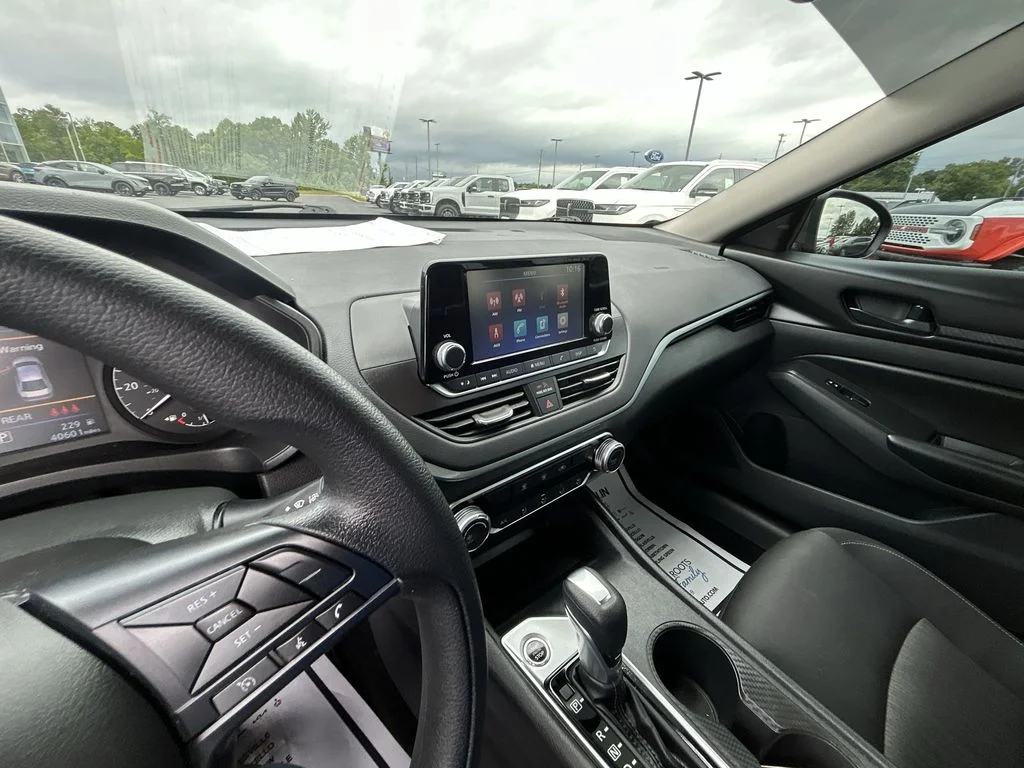 Used 2023 Gray Nissan 2.5 S image 12
