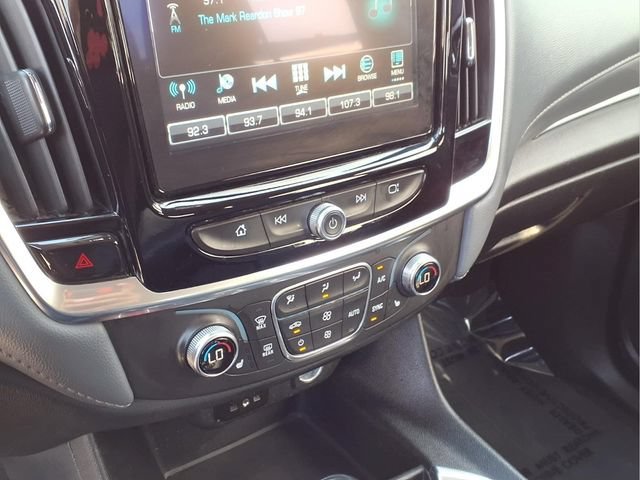 Used 2019 MOSAIC BLACK METALLIC Chevrolet LT Leather image 10