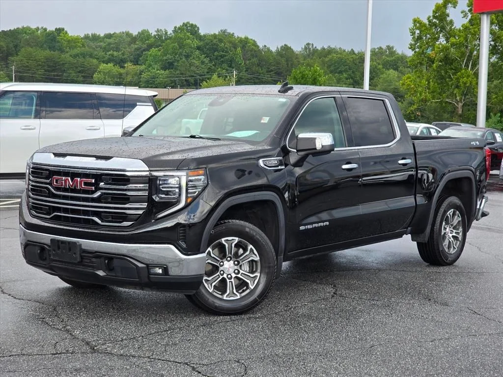 Used 2025 Black GMC SLT image 2