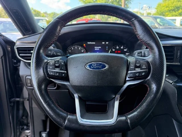 Used 2023 Gray Ford ST-Line image 12