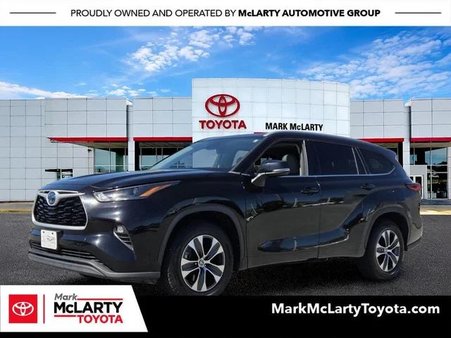 2022 TOYOTA HIGHLANDER HYBRID XLE FWD