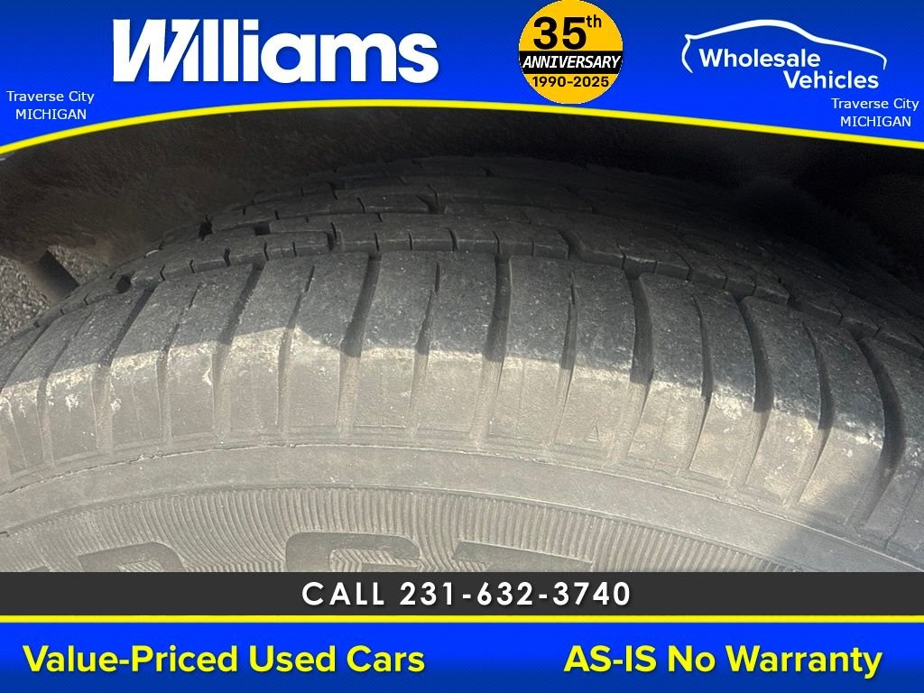 Used 1999 Black Lexus 300 image 24