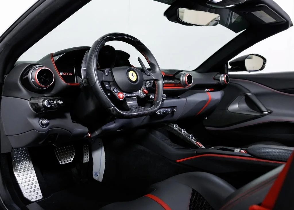 Certified Used 2021 Nero Ferrari Base image 19