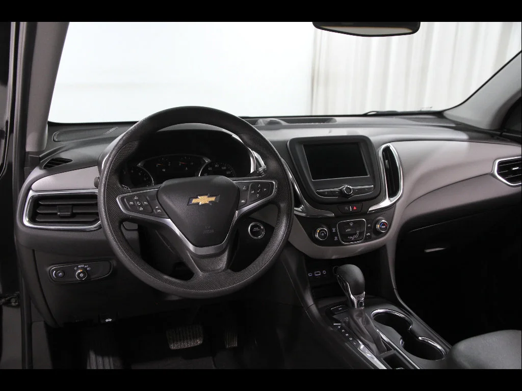 2022 Chevrolet Equinox LS - Photo 6