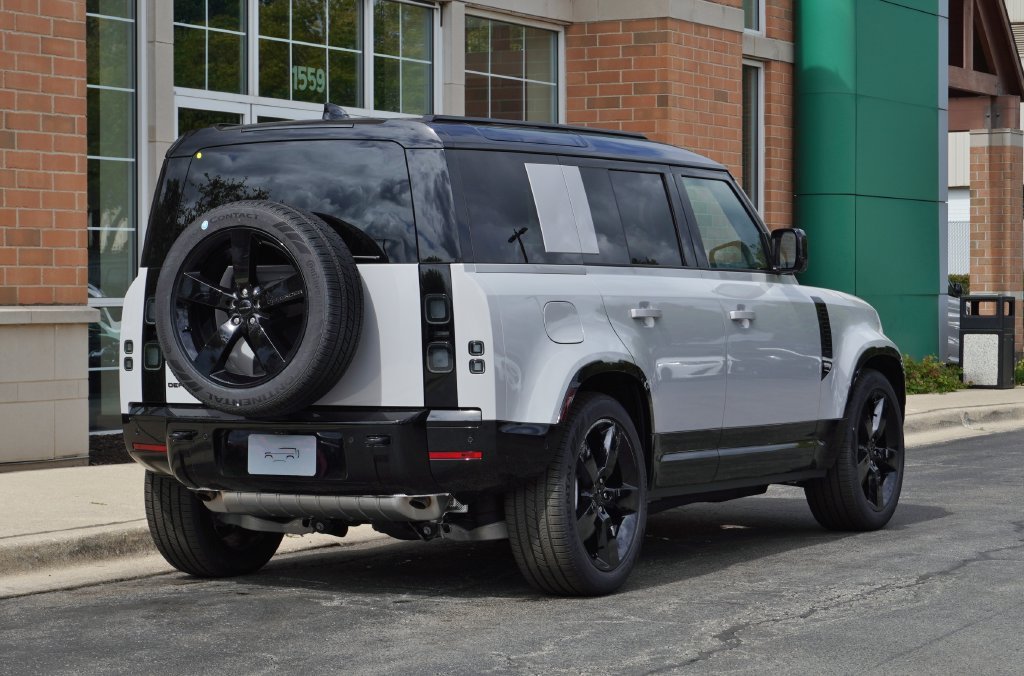 New 2026 Borasco Grey Land Rover X-Dynamic SE image 6