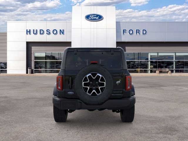 New 2026 Shadow Black Ford Outer Banks® image 5