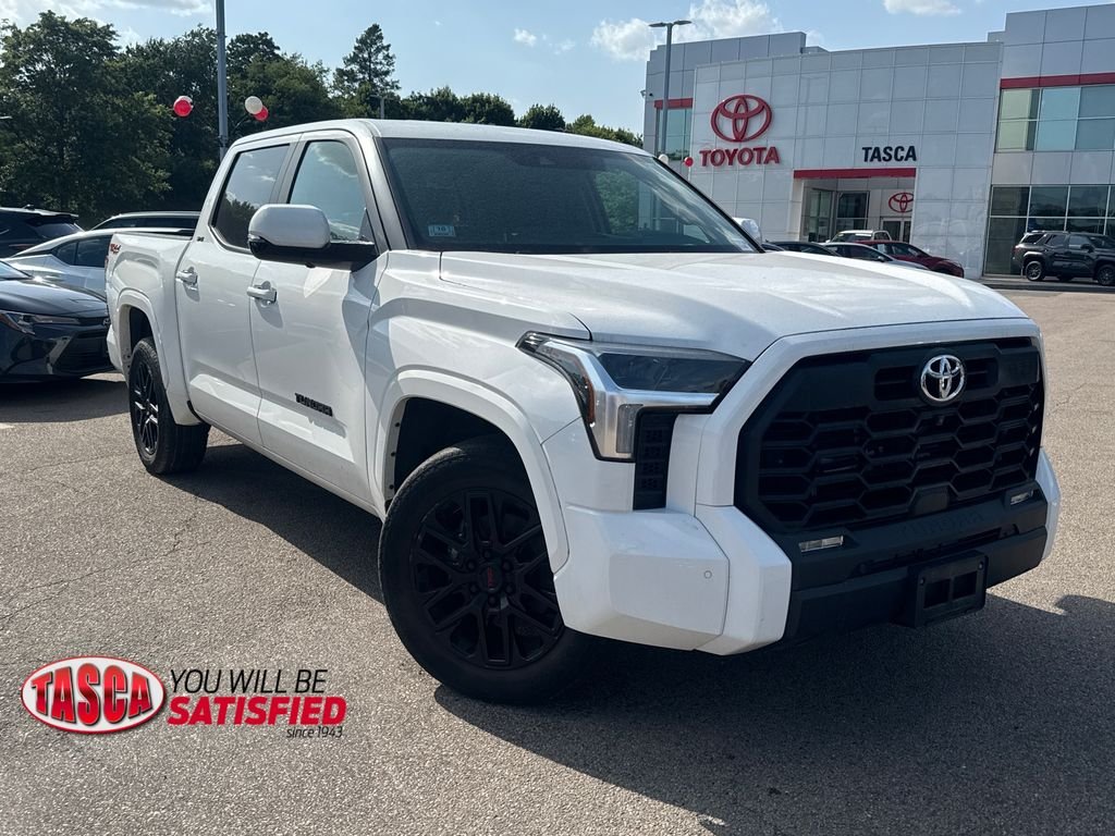 Used 2024 White Toyota SR5 image 1