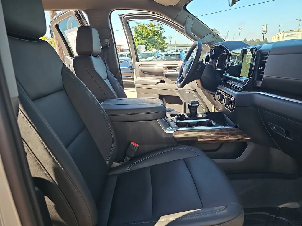 2026 Chevrolet Silverado 1500 RST - Photo 10