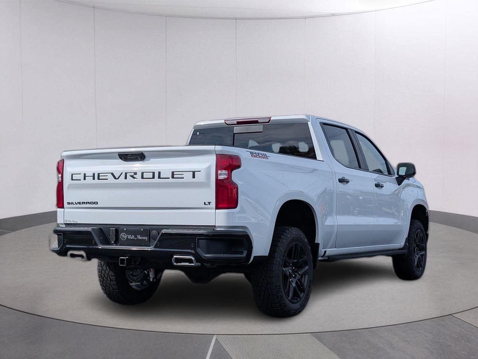New 2026 Summit White Chevrolet LT Trail Boss image 2