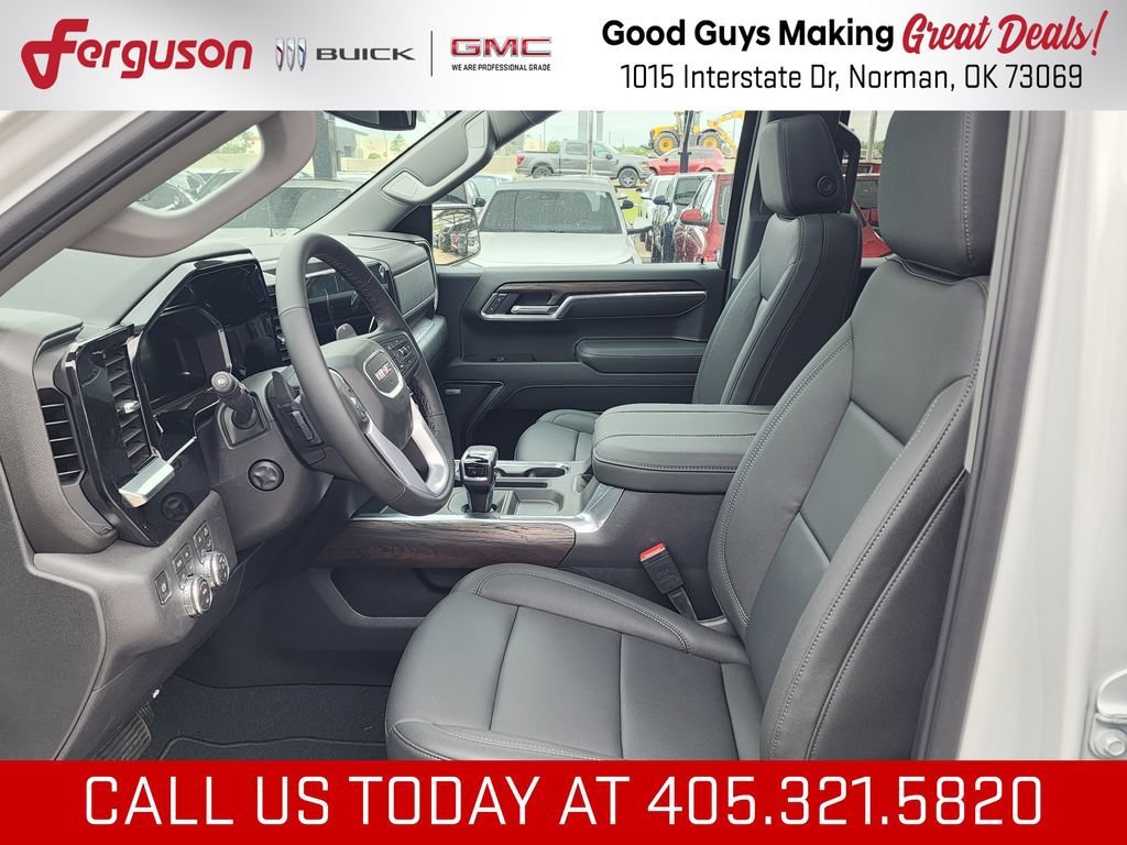2026 GMC Sierra 1500 SLT - Photo 17