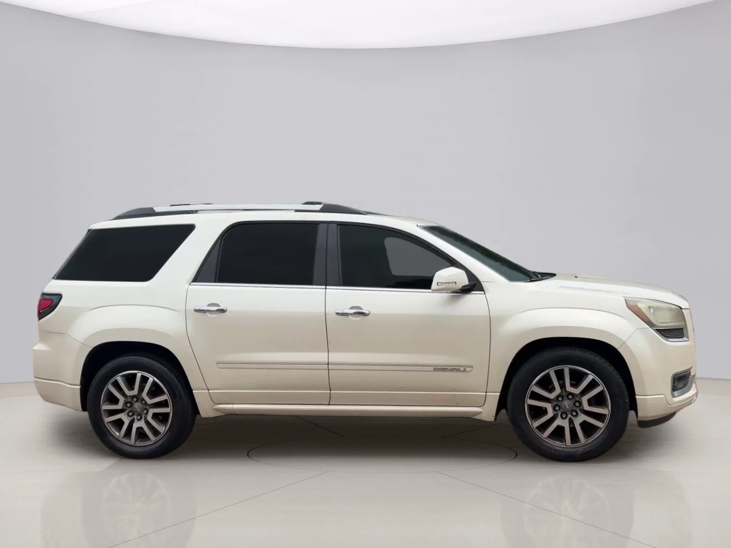 Used 2014 White Gmc DENALI image 6