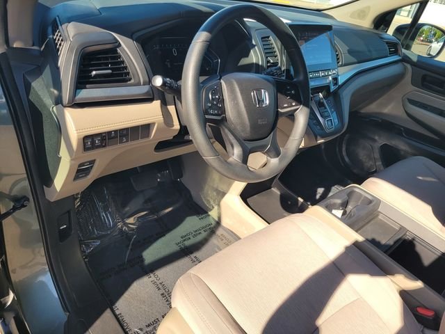 Used 2018  Honda EX image 12