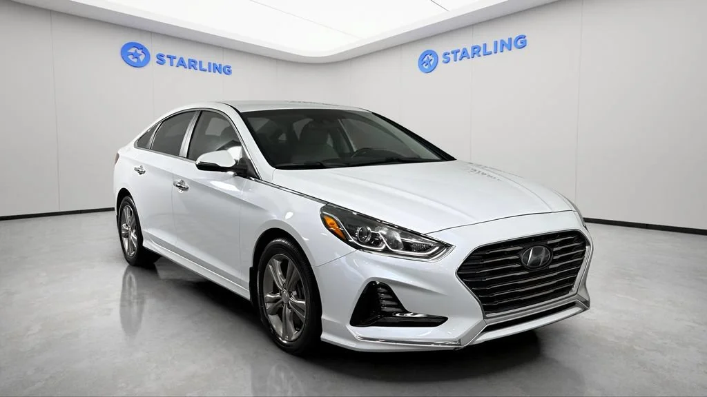 Used 2018 White Hyundai SEL image 14