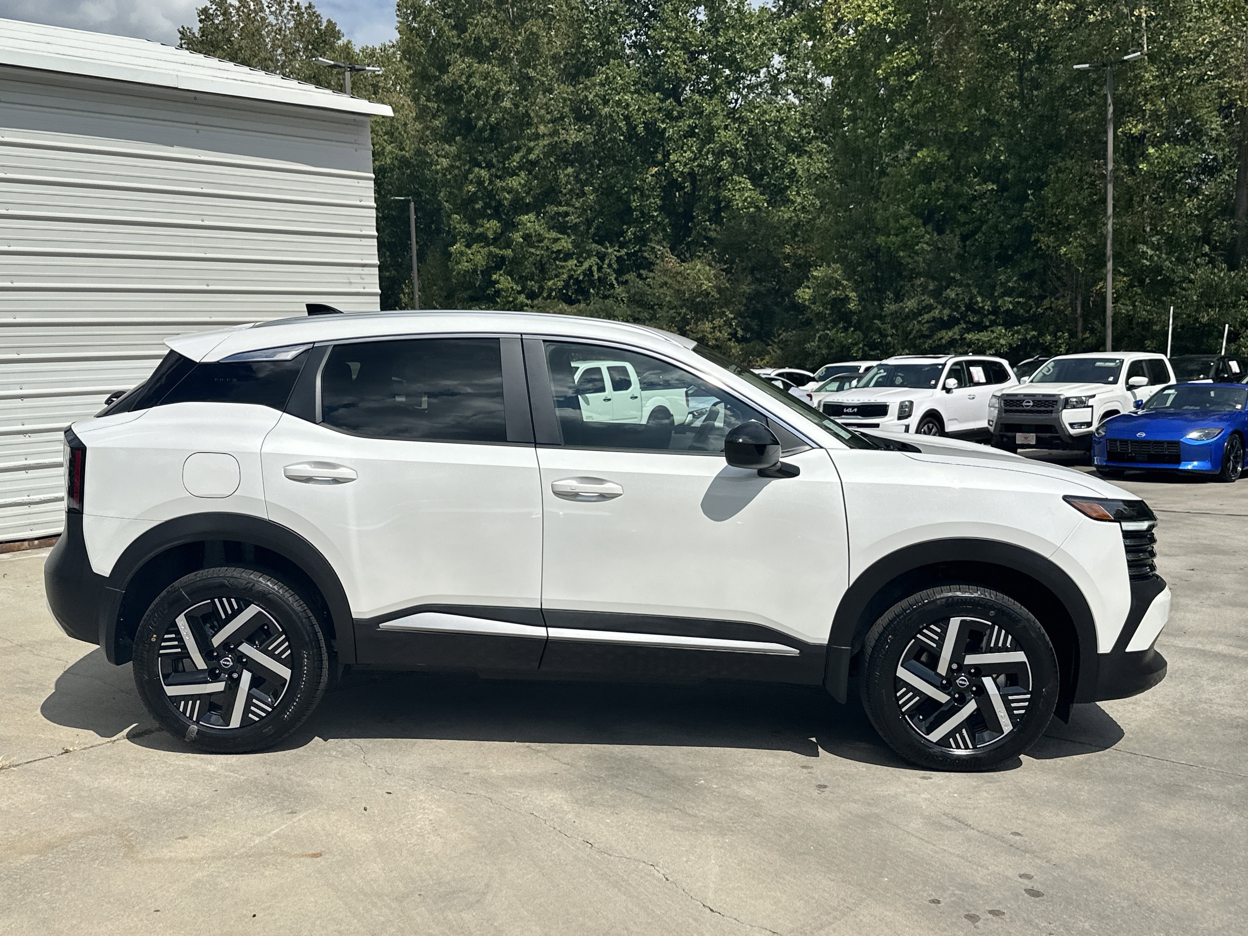 2026 Nissan KICKS SV - Photo 9