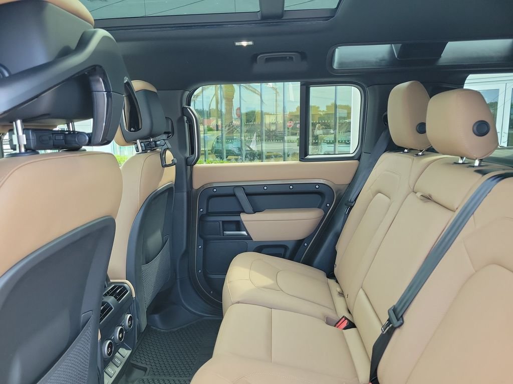 New 2026 Gondwana Stone Land Rover X-Dynamic SE image 15
