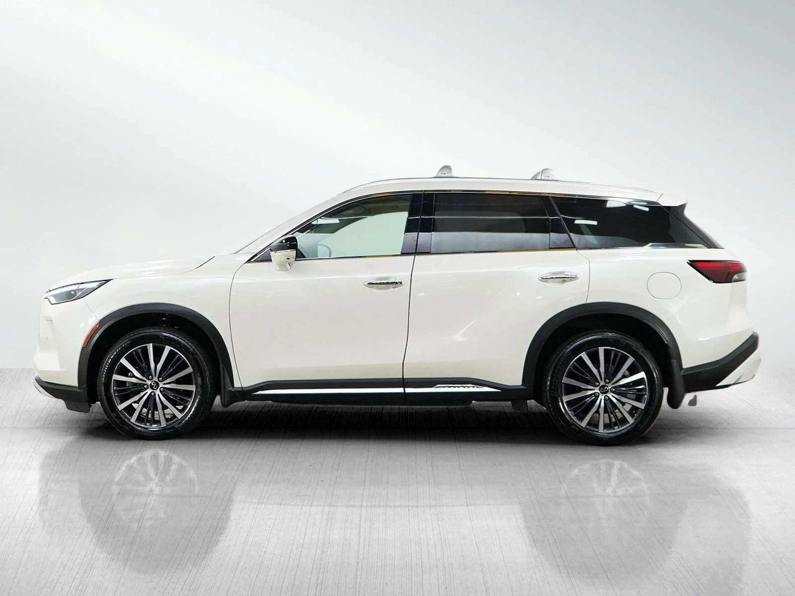 Used 2022 INFINITI QX60 SENSORY with VIN 5N1DL1GS1NC339938 for sale in Burnsville, Minnesota