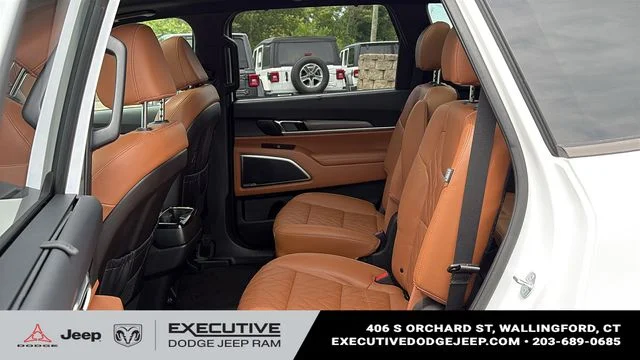 Used 2024 White Kia SX X-Line image 27