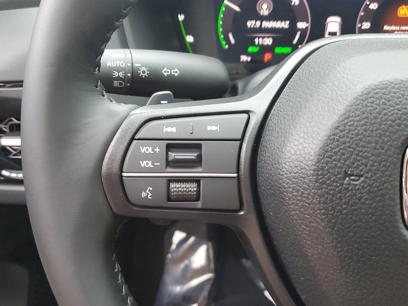 2025 Honda Accord Hybrid EX-L - Photo 23