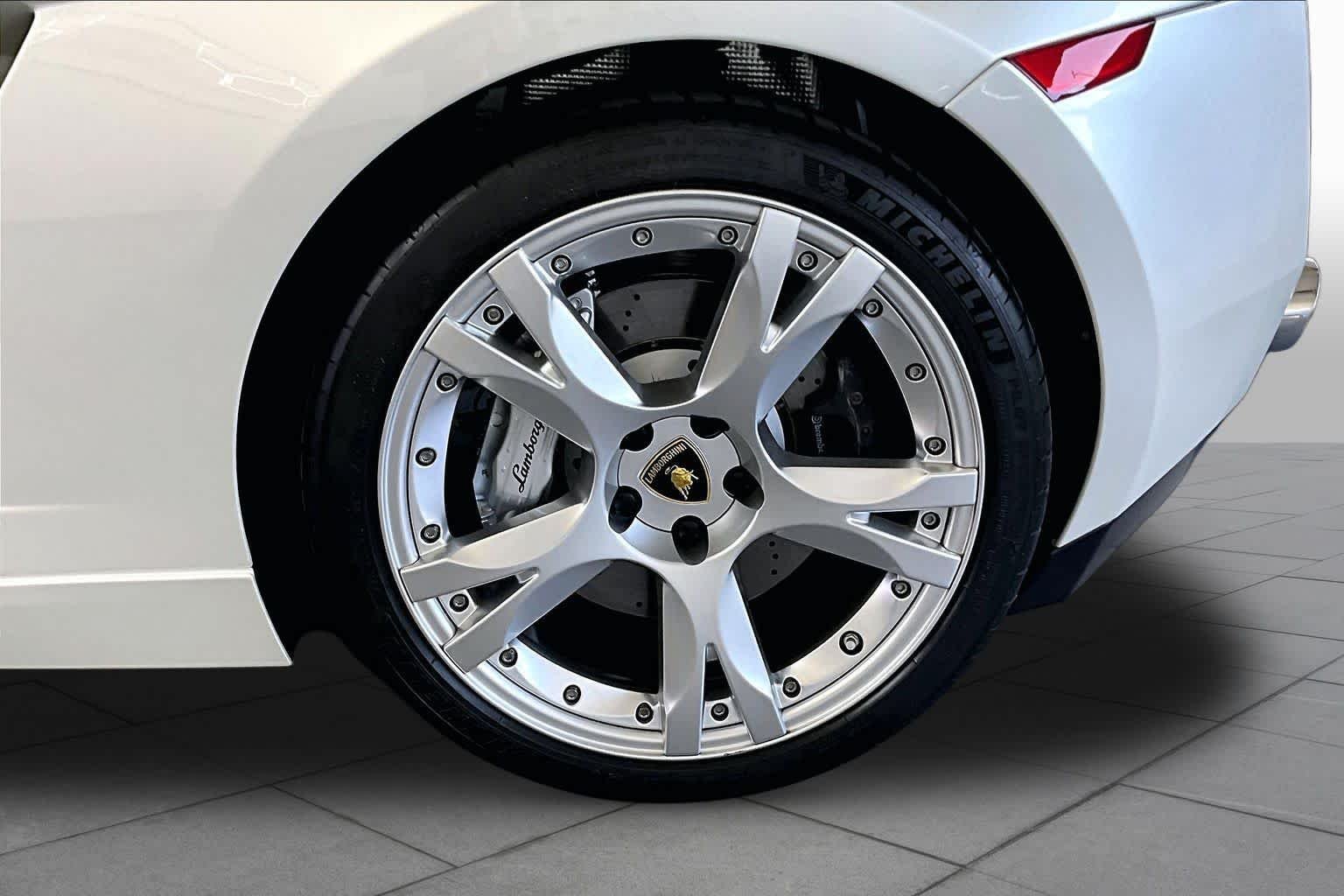 Used 2008 Bianco Monocerus Lamborghini  image 9