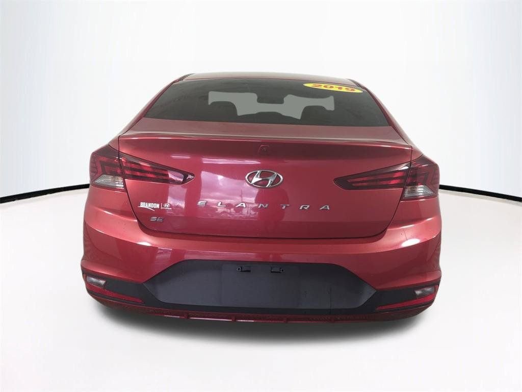 2019 Hyundai Elantra SE - Photo 6