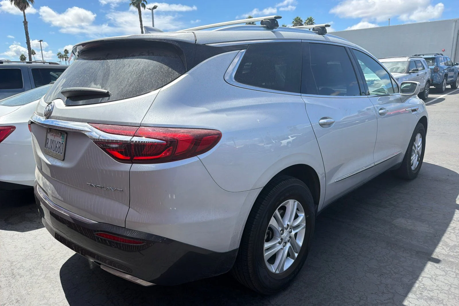 Used 2019 Silver Buick Essence image 5