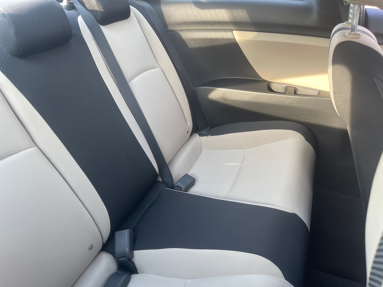 Used 2016 Black Honda LX-P image 16