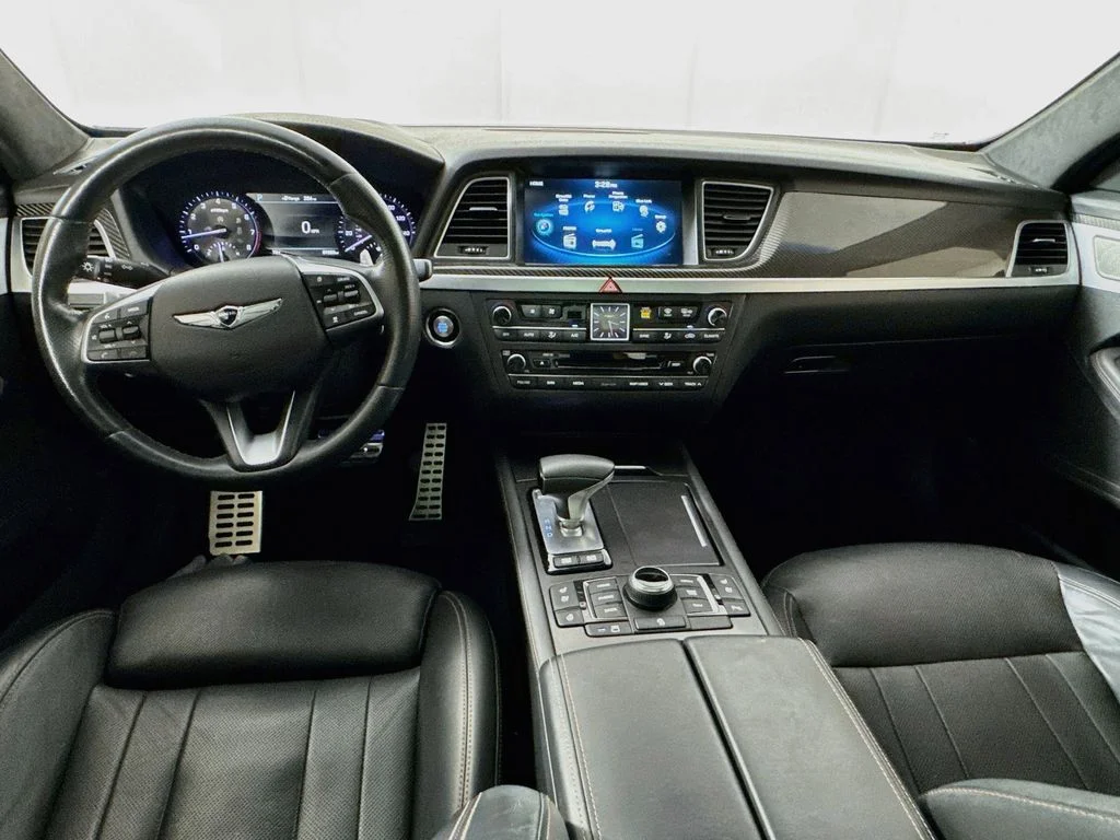 Used 2018 Red Genesis 3.3T Sport image 28
