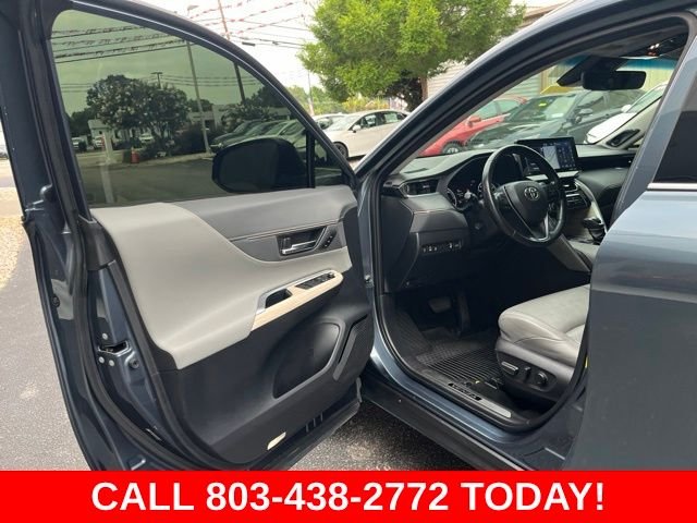 Used 2021 Gray Toyota XLE image 4