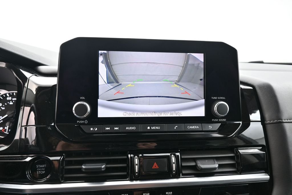Used 2025 Gray Nissan SV image 13