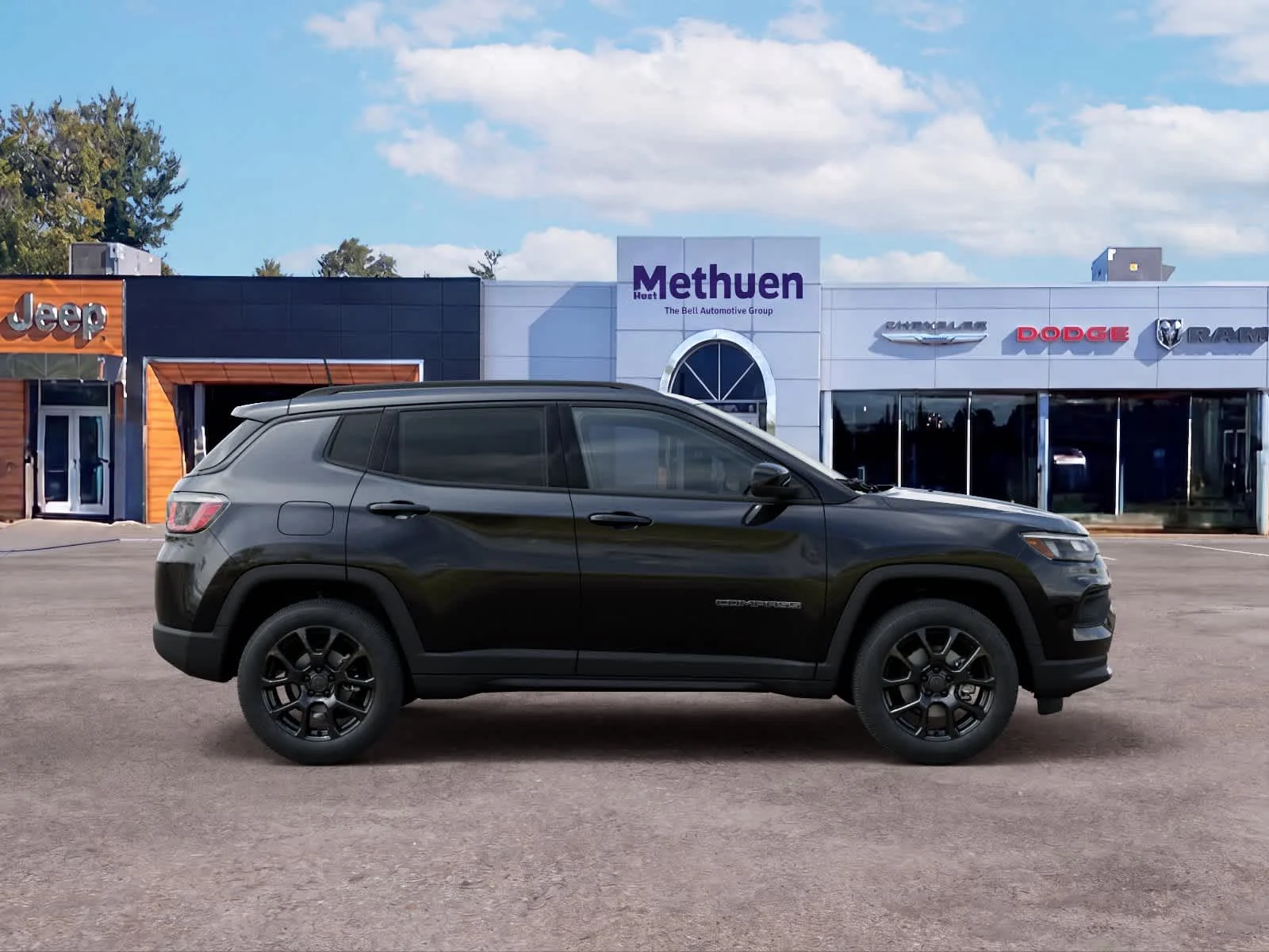 New 2026 Diamond Black Crystal Pearlcoat Jeep Latitude Altitude image 21