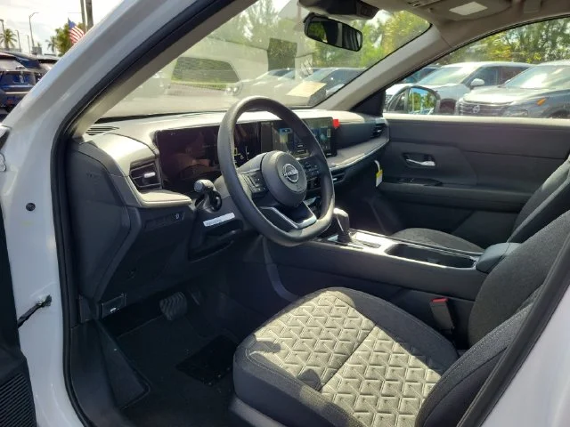 New 2027 Aspen White TriCoat Nissan SV image 14