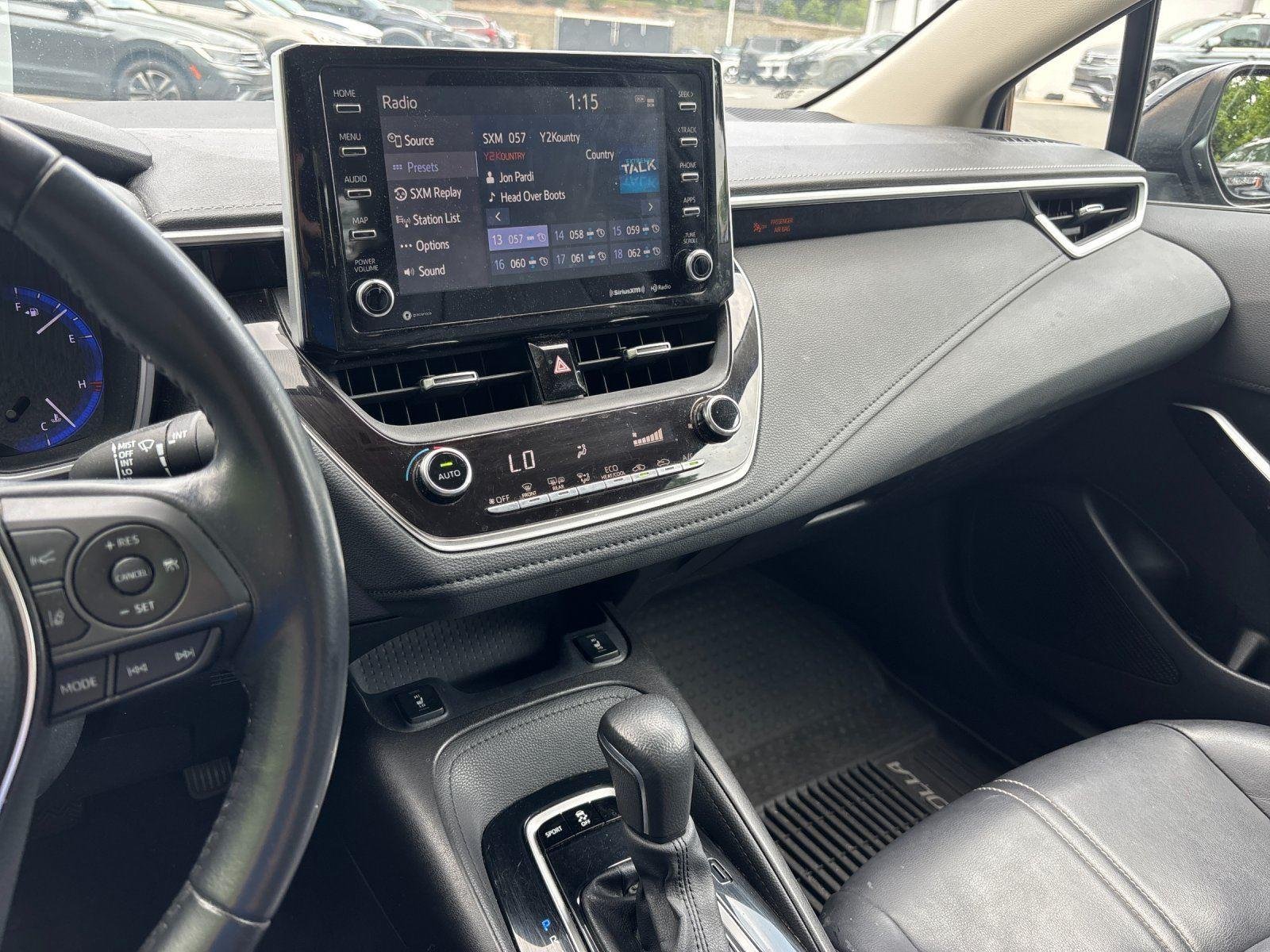Used 2020 Black Sand Pearl Toyota XLE image 26