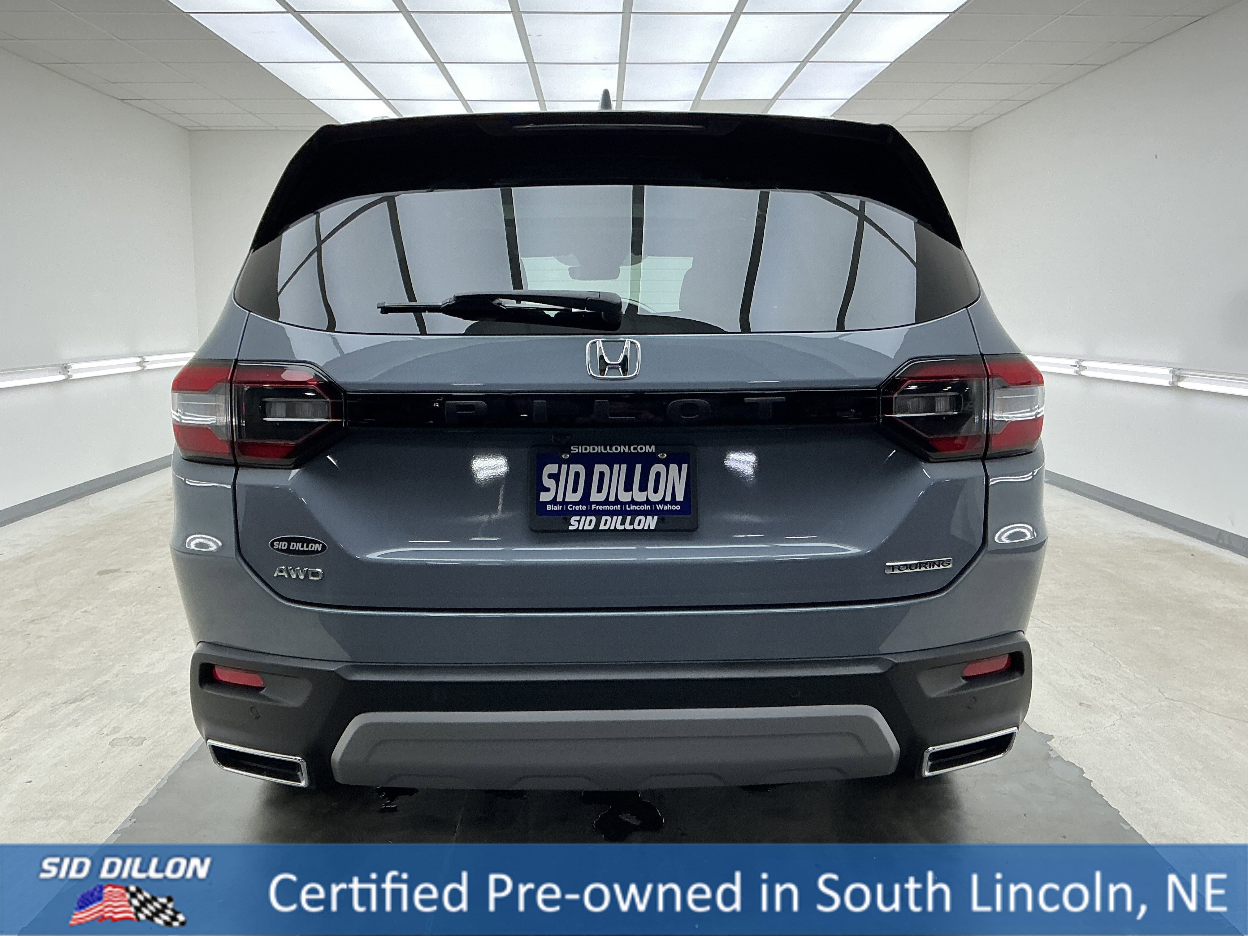 Used 2025 Green Honda Touring image 5