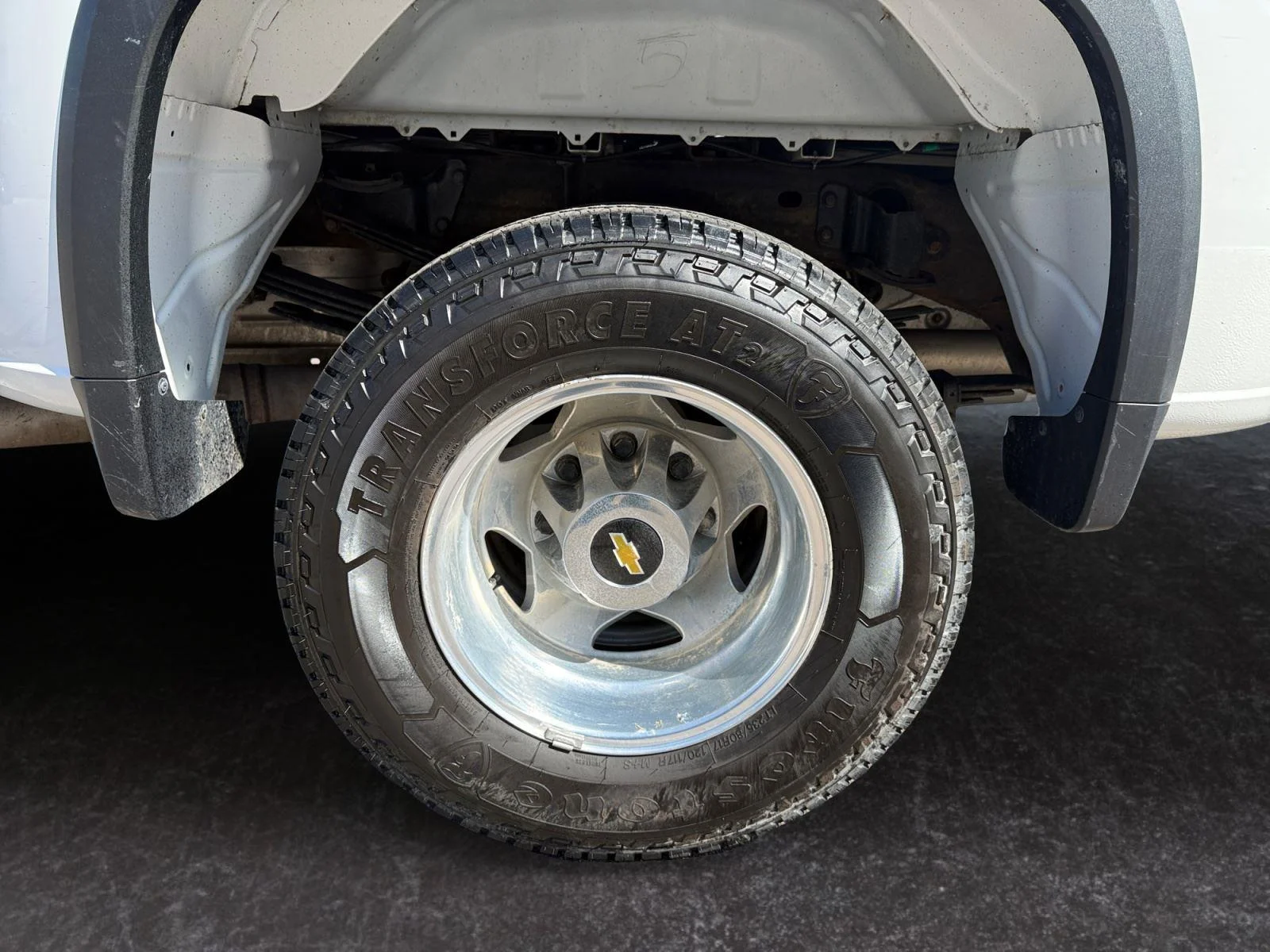 Used 2022 Summit White Chevrolet High Country image 29