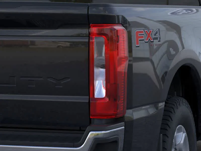 New 2026 Agate Black Metallic Ford F-250® XLT image 21