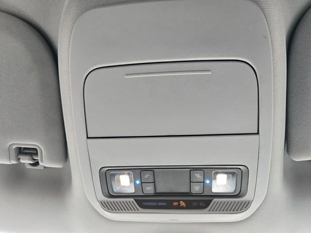 Used 2025 Red Ford XLT image 27