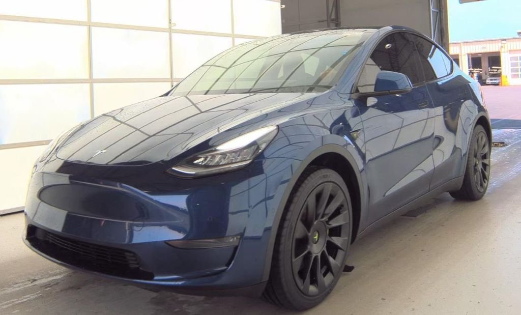 2020 Tesla Model Y Performance Dual Motor All-Wheel Drive's photo